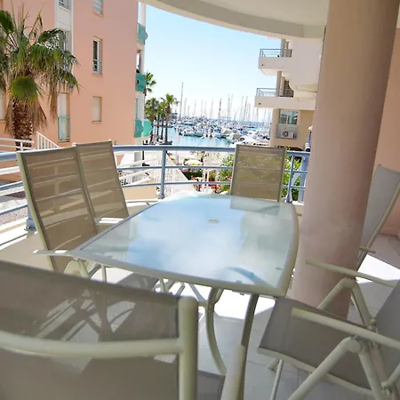 Modern With Terrace And 5 Min Away Frejus