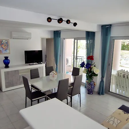 Apartment Modern With Terrace And 5 Min Away *