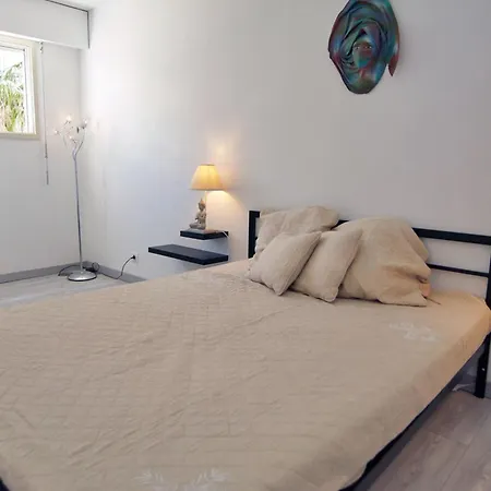 Apartment Modern With Terrace And 5 Min Away *